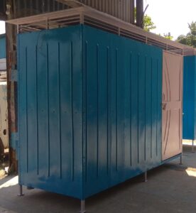 Four Urinals Toilet Block